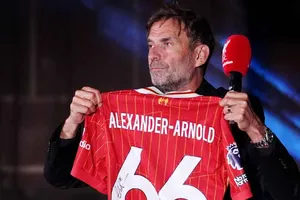 Tân binh Real Madrid nhận sự bất ngờ từ thầy cũ Klopp