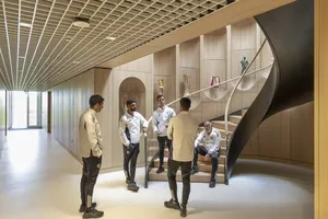 Chùm ảnh khám phá đại bản doanh mới của MU