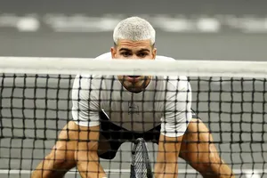 Tay vợt số 1 thế giới Alcaraz đối đầu Taylor Fritz ở trận đánh đôi