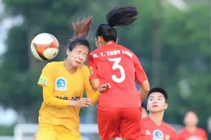 Đương kim vô địch khẳng định vị thế dẫn đầu