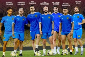 Tương lai mờ mịt của 7 cầu thủ nhập tịch Malaysia