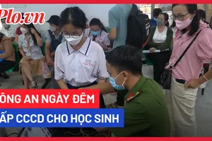 Video: Công an ngày đêm cấp CCCD cho học sinh lớp 9, 12 chuẩn bị dự thi
