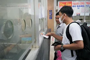 Video: Khắc phục những bất cập trong việc bán vé điện tử tại bến xe