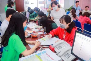 Video: Tự chủ đại học và lo lắng tăng học phí 