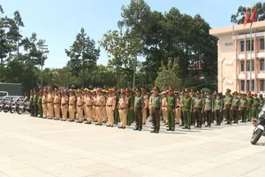 Video: Công an Bình Dương ra mắt tổ tuần tra đặc biệt 171 trấn áp ‘tội phạm đường phố’