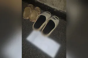 Video: Tìm thấy dép và thư tuyệt mệnh trên cầu nghi của hai cha con mất tích