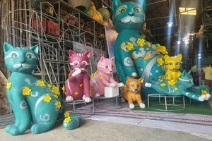 Video: Gấp rút thi công linh vật, đường hoa Nguyễn Huệ Tết Quý Mão 2023