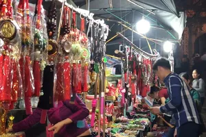 Chính thức khai hội chùa Hương