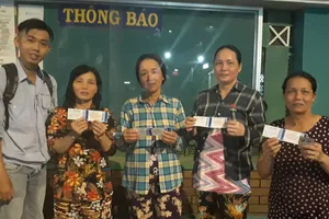 'Chở tết về nhà' cho người nghèo với giá 0 đồng