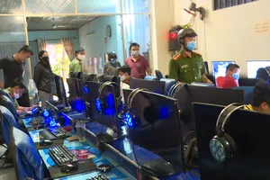 Xử phạt tiệm Internet vi phạm về phòng, chống dịch COVID-19