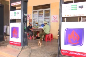 Nóng tình trạng vi phạm trong lĩnh vực xăng dầu ở Đắk Lắk