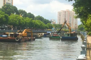 Tiến hành nạo vét kênh Nhiêu Lộc - Thị Nghè giai đoạn 1