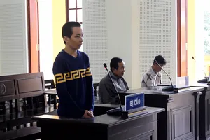 Không xin được tiền uống rượu, con giết bố ruột