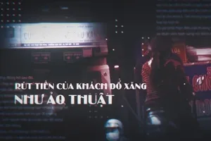 Video: Rút tiền của khách đổ xăng như ảo thuật
