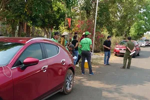 Video: Sốt ảo đất Bình Phước, bán đất như bán kẹo kéo