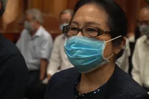 Video: Bị cáo Bạch Diệp phản ứng gay gắt tại tòa