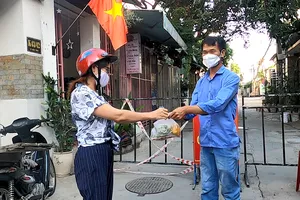 Video: Tình người Đà Nẵng đong đầy giữa đại dịch