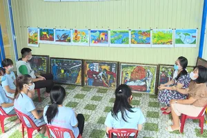 Video: Nâng cao ý thức phòng chống dịch COVID-19 bằng tranh vẽ 