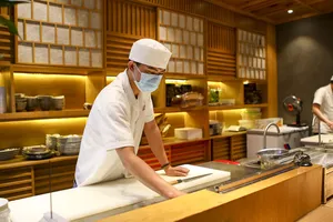 Video: Lăn tăn quy định bán tại chỗ, người chờ cơ chế mở, người tìm lối đi riêng