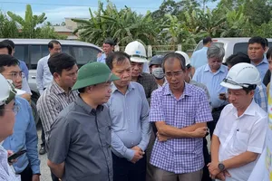 Video: Vì sao dự án nâng cấp Quốc lộ 1A đoạn từ Hậu Giang đến Sóc Trăng chậm tiến độ?