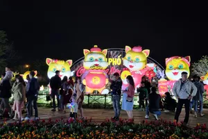 Không khí cả nước trước thời khắc chuyển giao năm mới