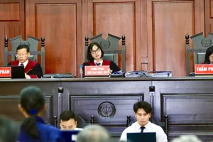 Video: Xử phúc thẩm vụ 'bán rẻ' dự án Phước Kiển, Ven Sông