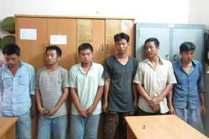 Bắt nhóm trộm cắp mủ cao su