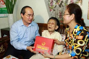 Tiếp tục chăm lo, cải thiện đời sống gia đình chính sách