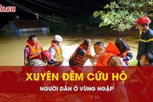 Bơi qua dòng nước lũ, giải cứu cháu bé bị co giật ở vùng ngập trong đêm