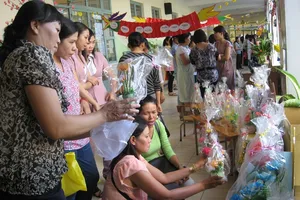 Giáo viên khó khăn được hỗ trợ ít nhất 500.000 đồng ăn tết