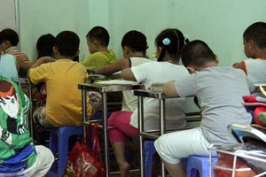 Không có chuyện TP.HCM kỷ luật giáo viên dạy thêm