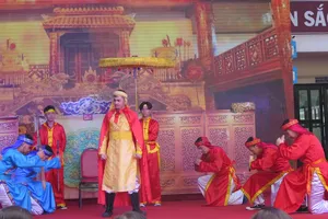 Thầy trò đóng kịch tái hiện về danh sĩ Ngô Thì Nhậm