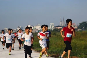 20.000 sinh viên cùng 'chạy vì sức khỏe, chạy vì môi trường'