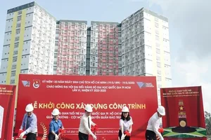 Xây dựng Quảng trường cột mốc chủ quyền Trường Sa ở KTX ĐHQG