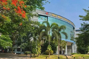 ĐH Tôn Đức Thắng cho sinh viên tạm dừng học 5 ngày vì COVID-19