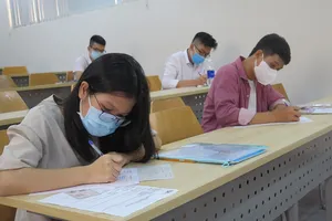 Thí sinh dự thi Đánh giá năng lực năm 2020. Ảnh: PA
