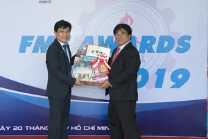 Ông Đỗ Văn Dũng thôi làm Hiệu trưởng ĐH Sư phạm kỹ thuật TPHCM