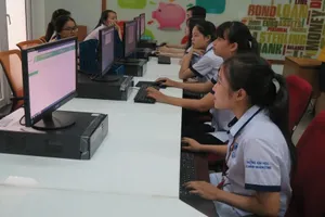 Không được xét tốt nghiệp đại học vì chứng chỉ tin học hết hạn?