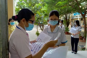 Nóng: Bộ GD&ĐT lùi thời gian thanh toán lệ phí xét tuyển đại học