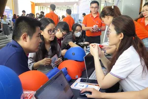 Mức lương nào cho sinh viên mới ra trường?