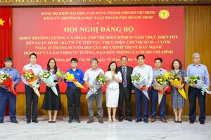 Trường ĐH Luật TP.HCM khen thưởng nhiều cá nhân, tập thể học tập theo gương Bác Hồ