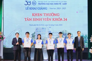 Nhắn nhủ sâu sắc của Hiệu trưởng Trường ĐH Kinh tế - Luật đến tân sinh viên