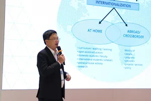 Bàn cách thu hút sinh viên quốc tế theo học dài hạn tại Việt Nam