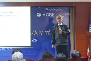 Số lượng bài báo khoa học tăng mạnh, giáo sư phải dùng AI để hỗ trợ việc đọc