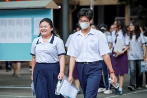 Trường đại học đầu tiên ở TP.HCM công bố rồi thu hồi điểm chuẩn năm 2025