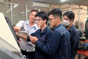 Sẽ hợp nhất, xóa bỏ cấp trung gian trong hệ thống giáo dục công lập