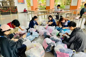 Trường đại học khẩn trương giúp sinh viên, chung tay cứu trợ đồng bào vùng lũ