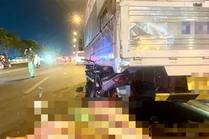 Nam thanh niên tử vong khi tông vào đuôi xe tải đang dừng trên đường