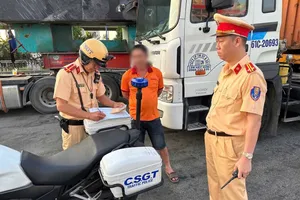 CSGT xử phạt hàng chục trường hợp thông qua camera hành trình