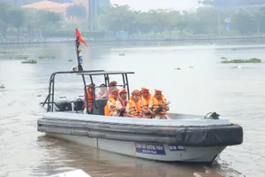 TP.HCM: CSGT ra quân thực hiện cao điểm tấn công trấn áp tội phạm 